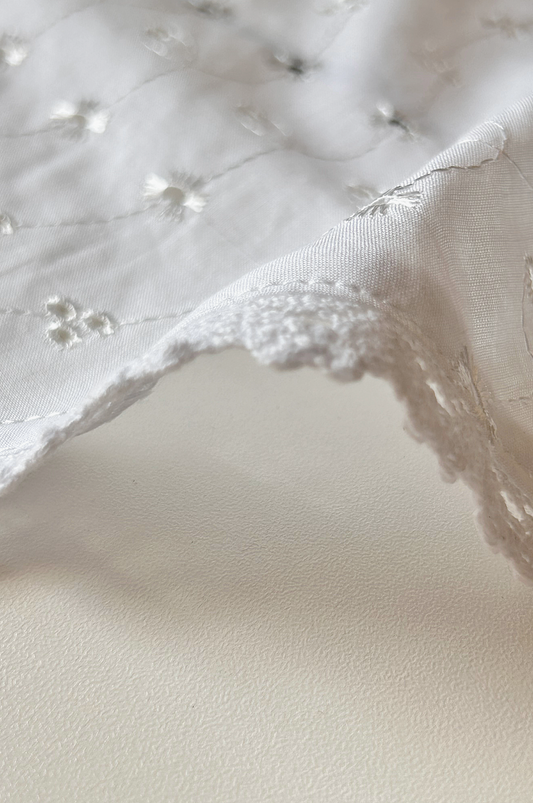 Lily Eyelet Bandana
